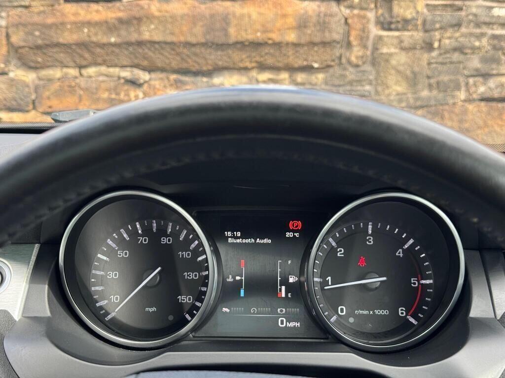Land Rover Range Rover Evoque view 24