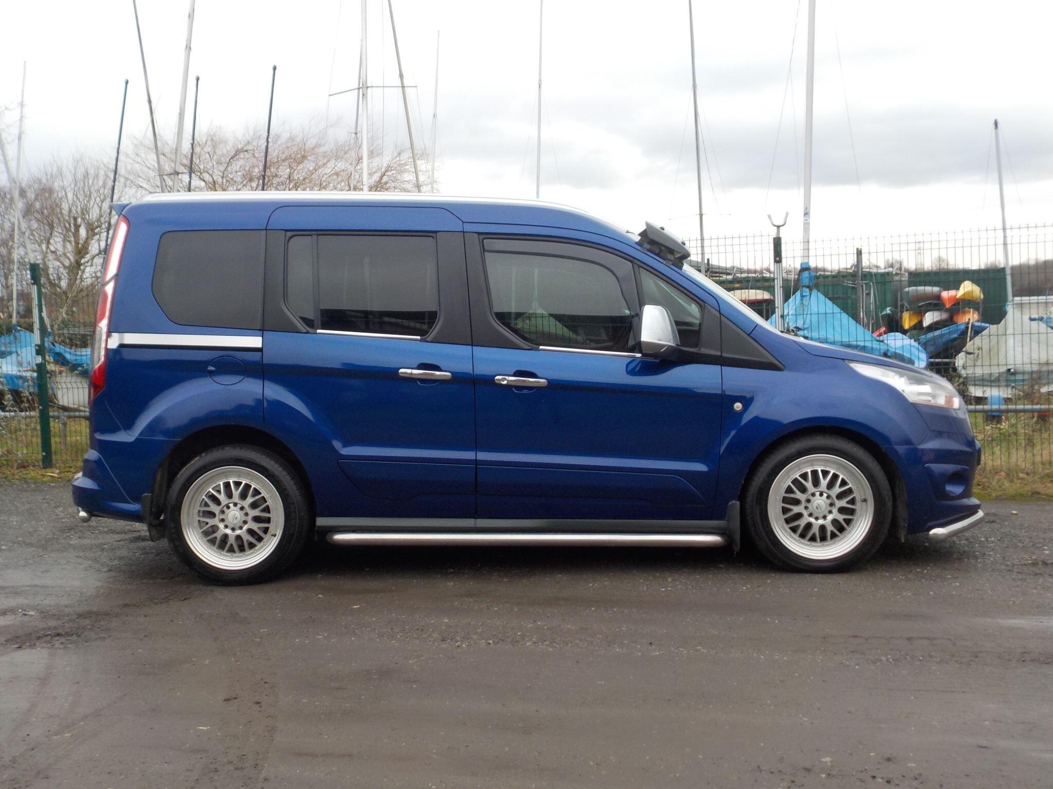 Ford Tourneo Connect 1.6 TDCi Titanium Euro 5 5dr