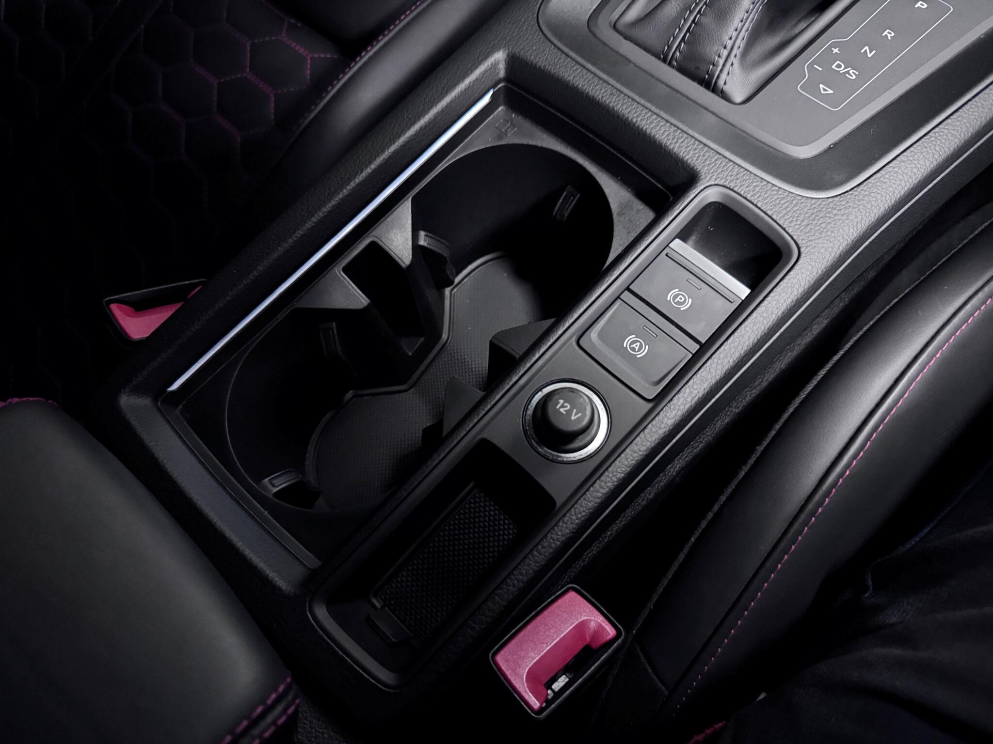 Audi RS Q3 view 45