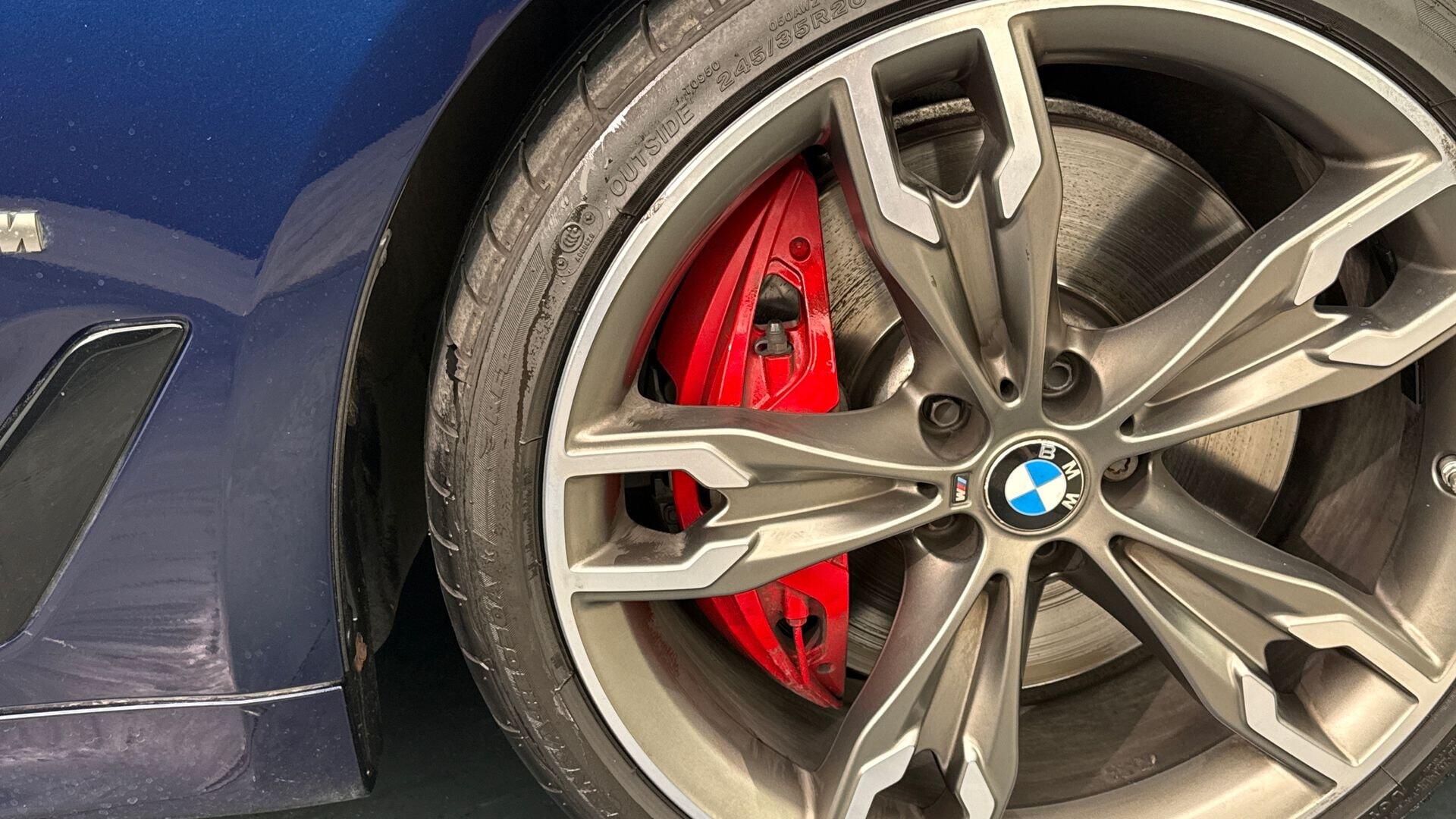 BMW 5 Series view 31