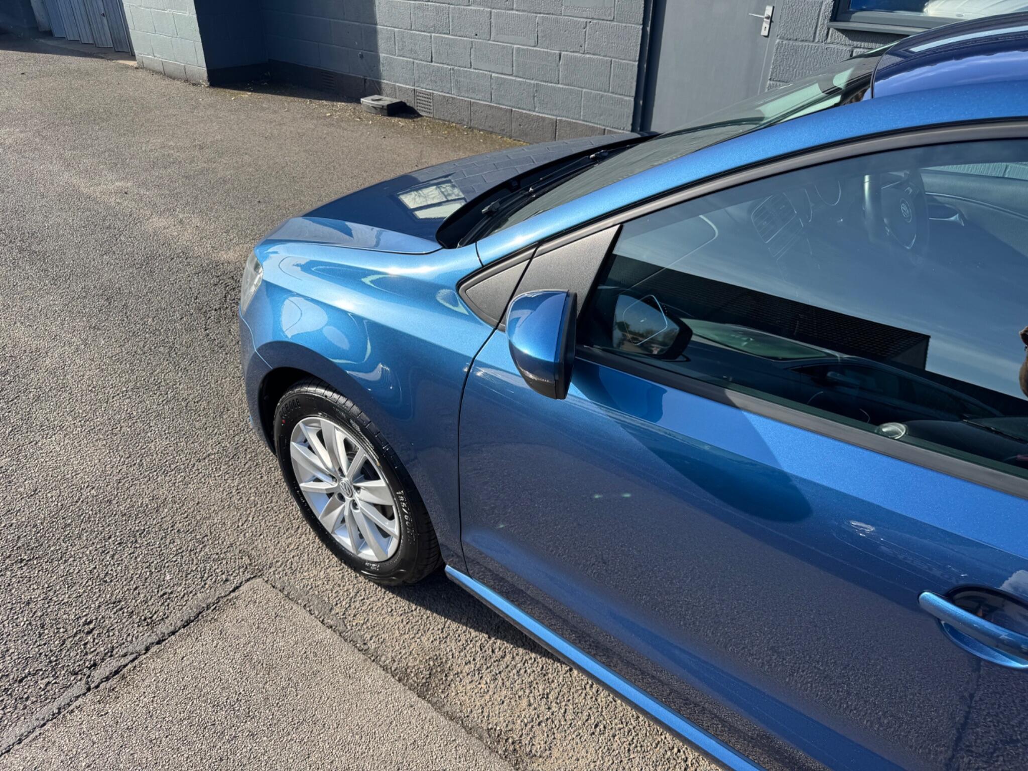 Volkswagen Polo view 43