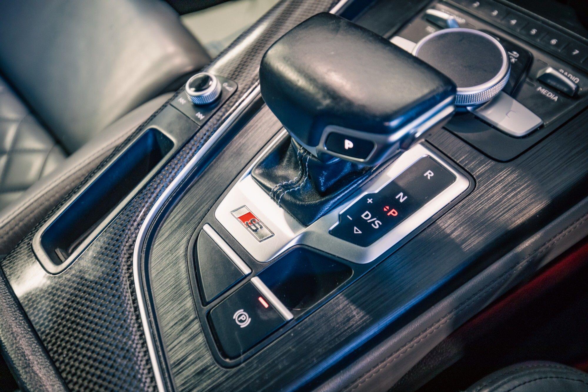 Audi S5 view 22