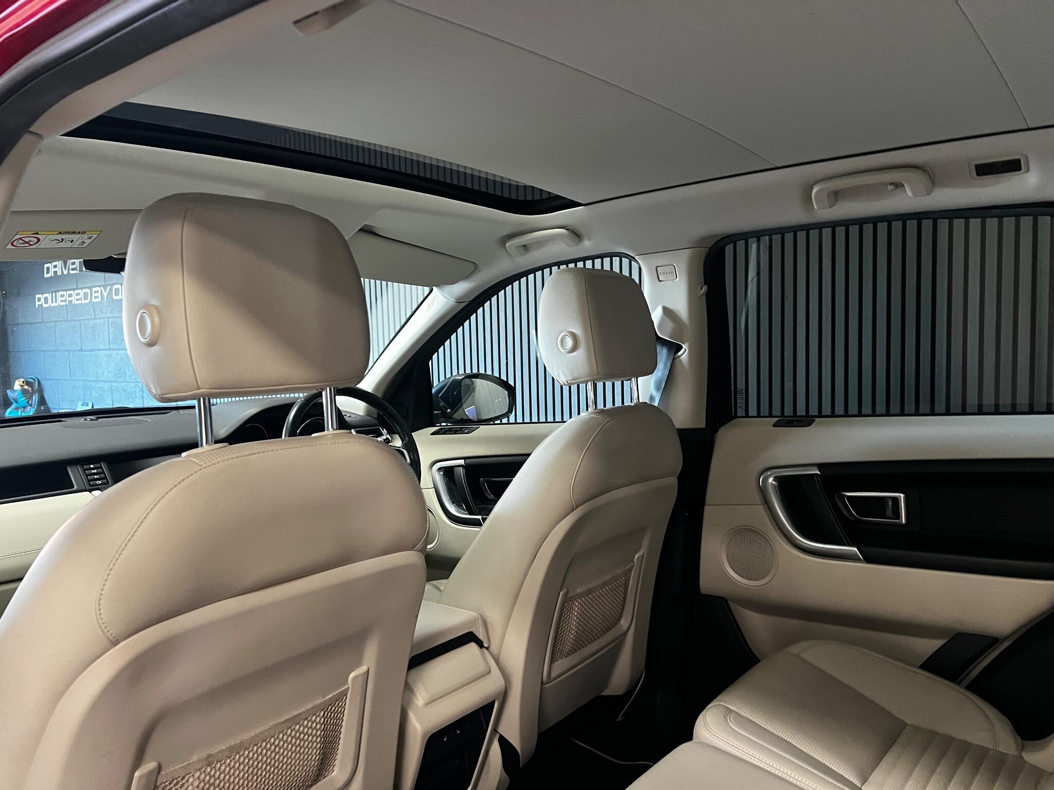 Land Rover Discovery Sport view 18