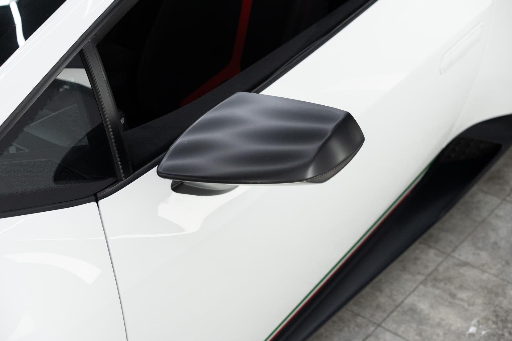 Lamborghini Huracan view 21