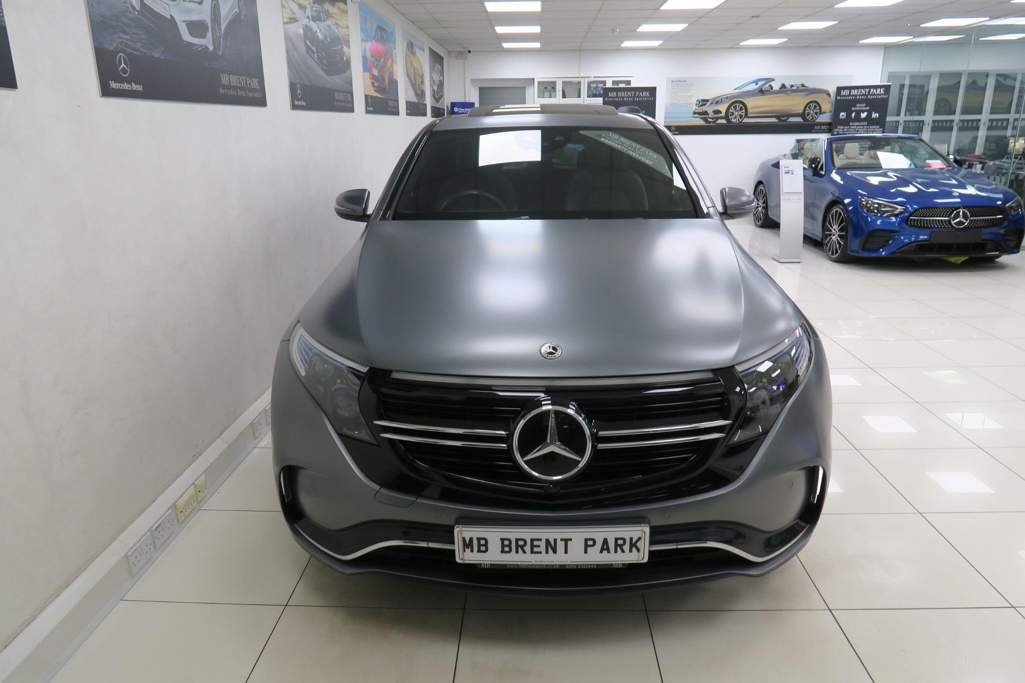 Mercedes-Benz EQC view 2
