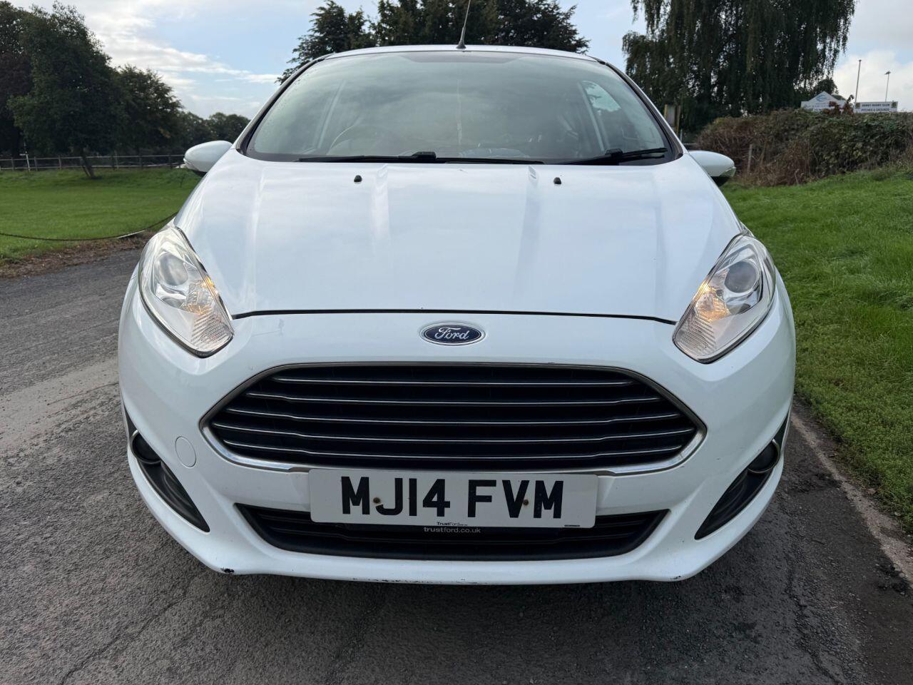 Ford Fiesta view 13
