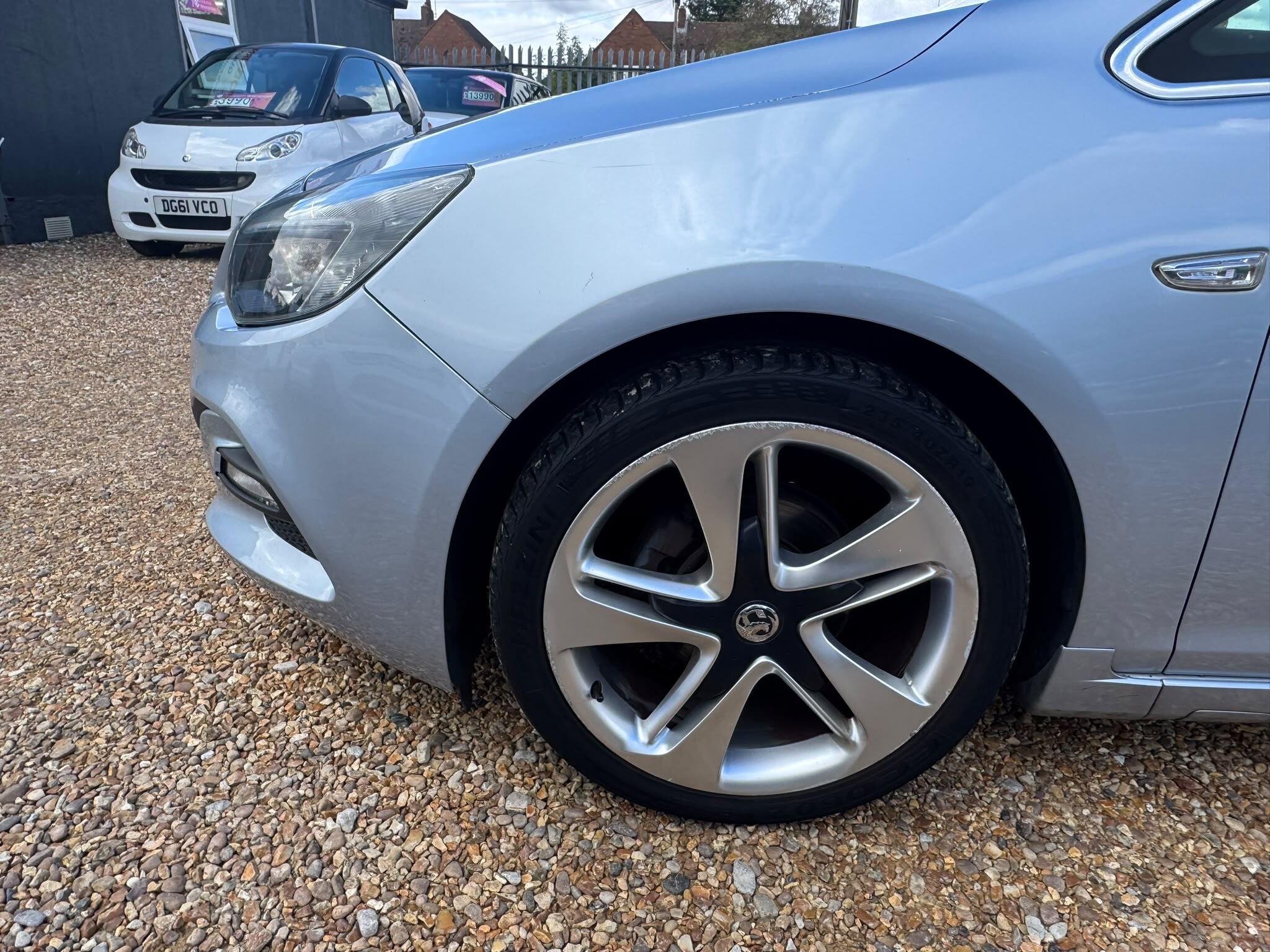Vauxhall Astra view 14