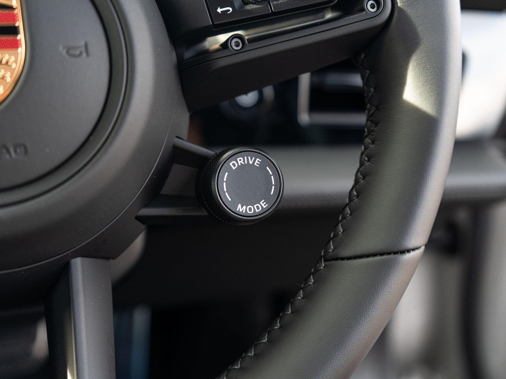 Porsche Taycan view 36