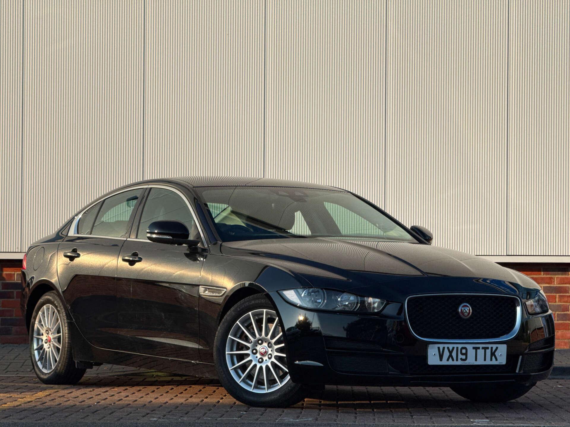 Jaguar Xe view 9