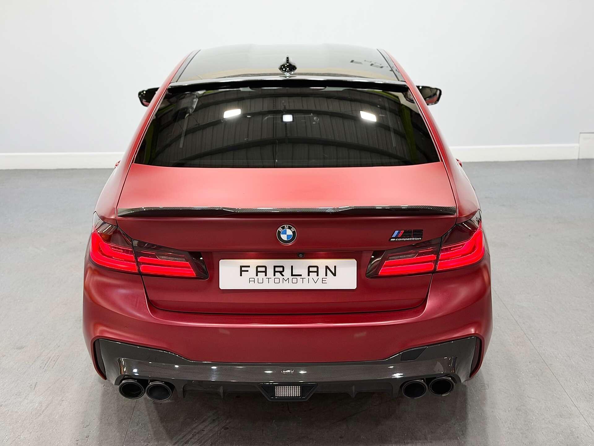BMW M5 view 29