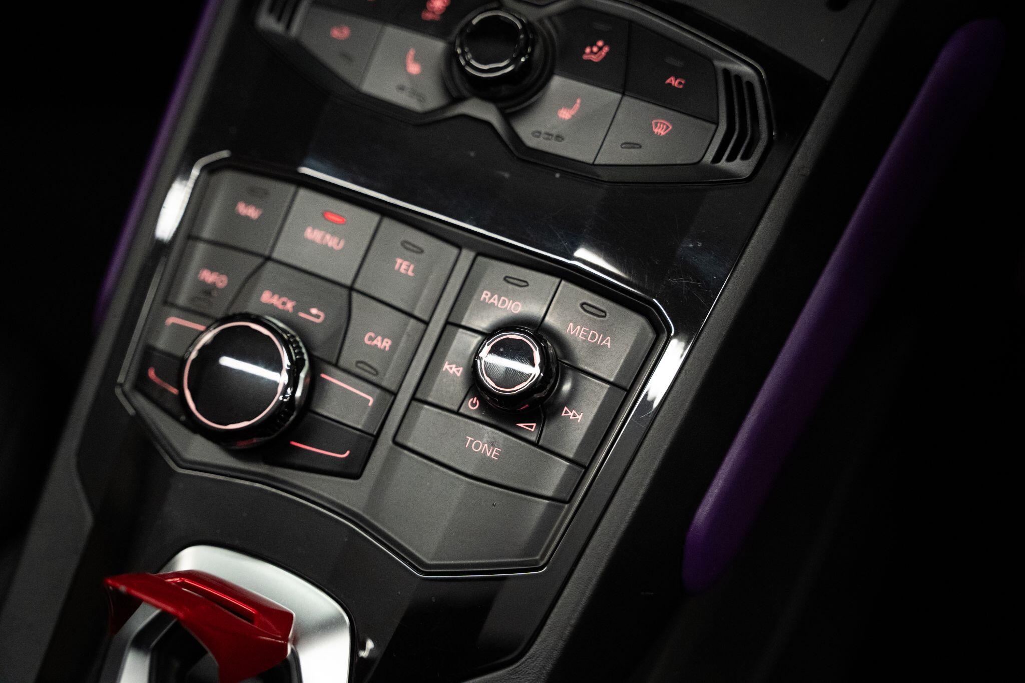 Lamborghini Huracan view 42