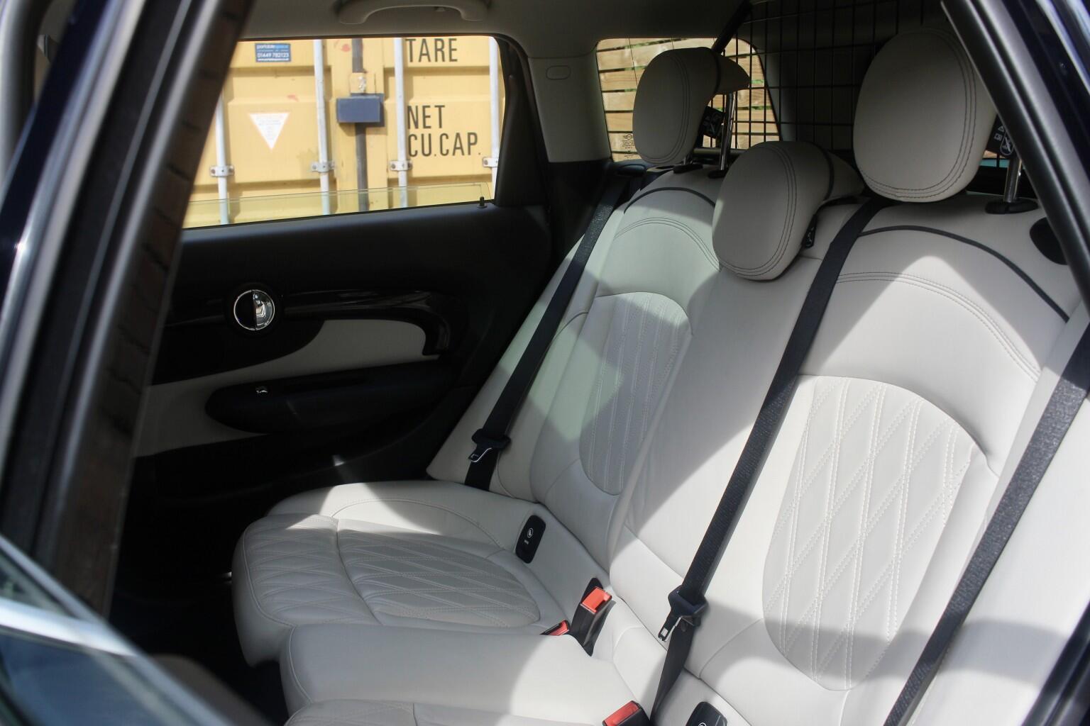 Mini Clubman view 13