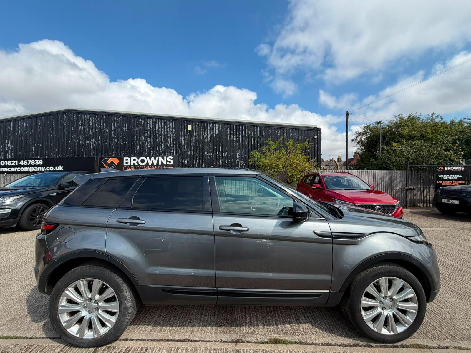 Land Rover Range Rover Evoque view 7