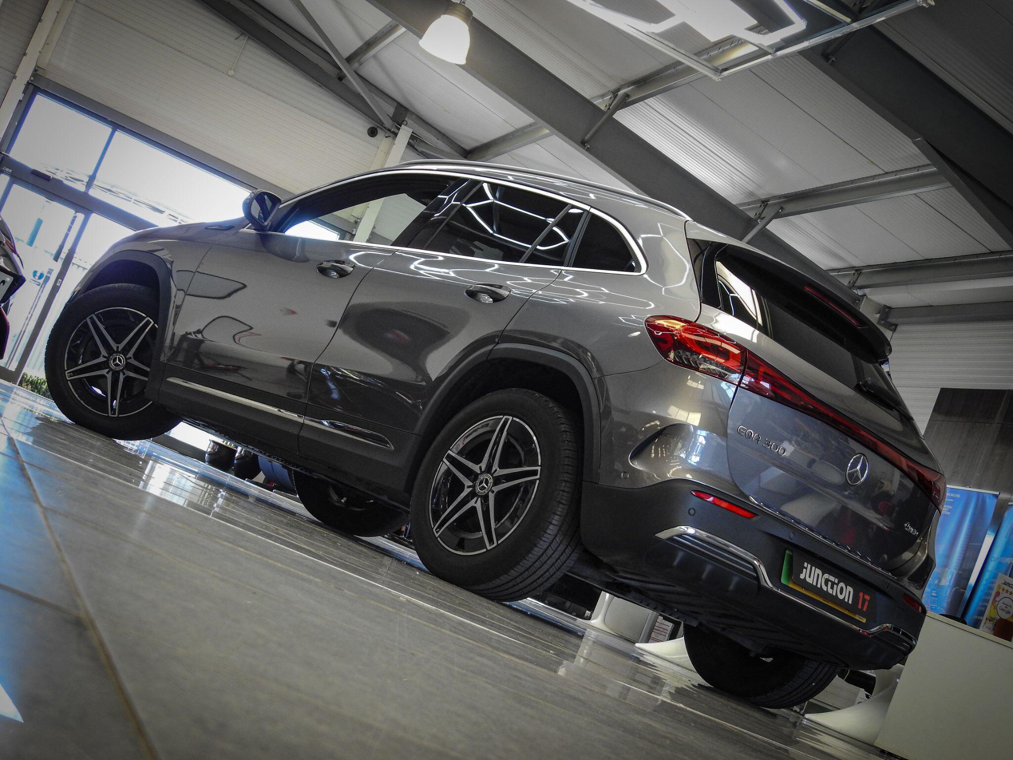Mercedes-Benz Eqa view 5