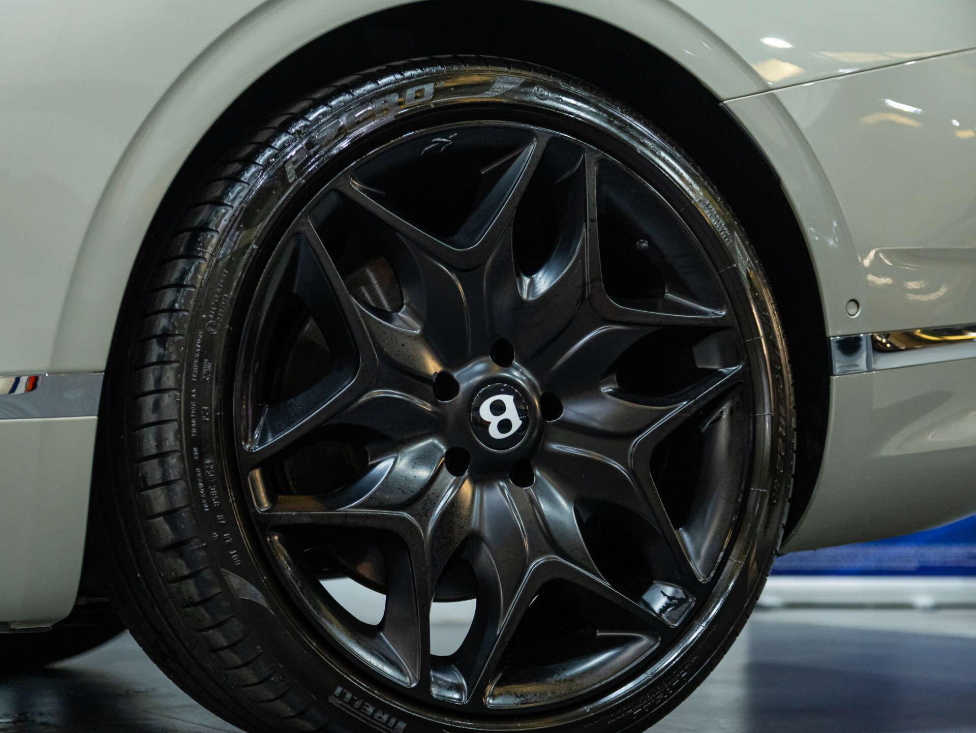 Bentley Continental view 67