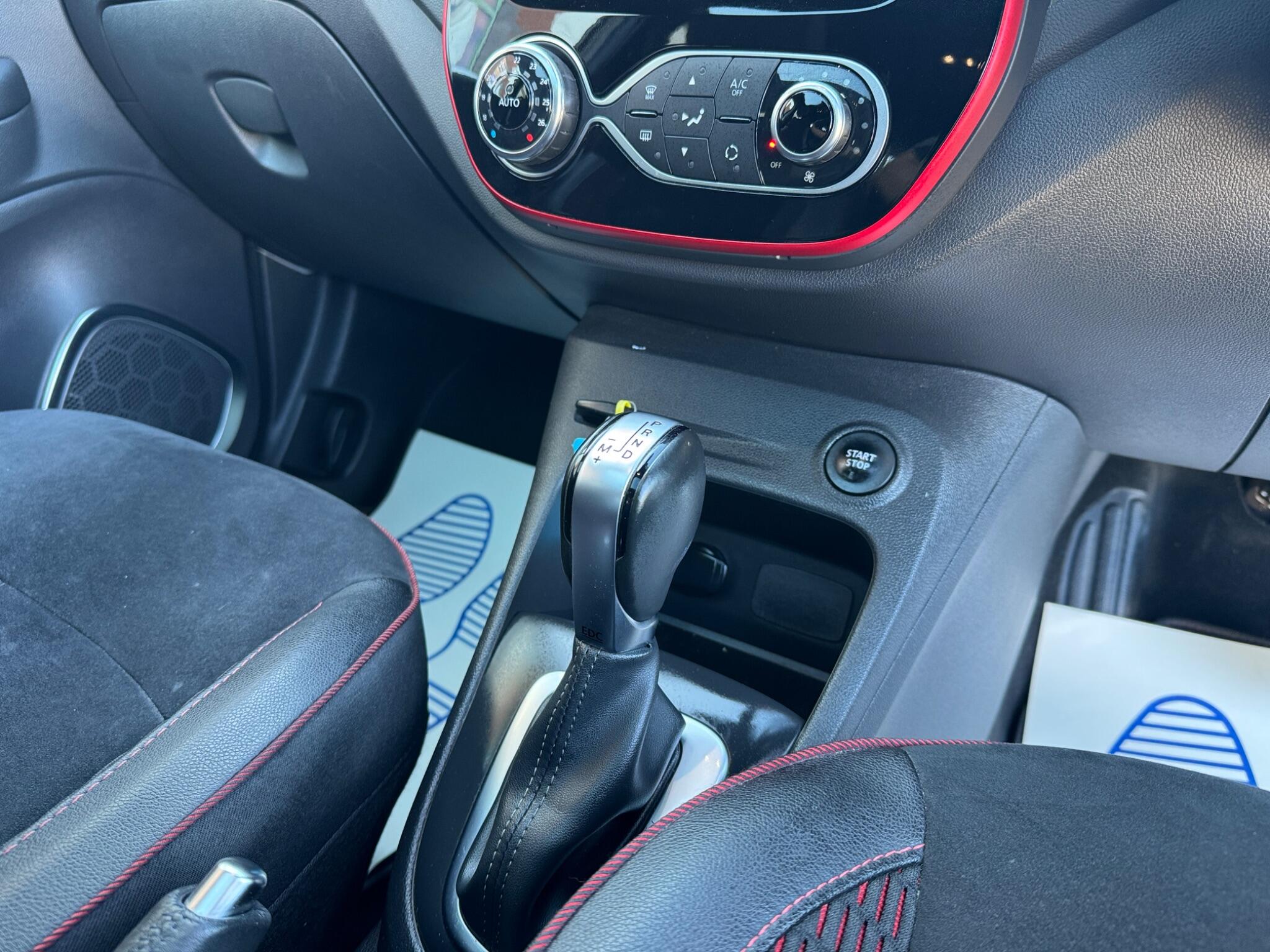Renault Captur view 40