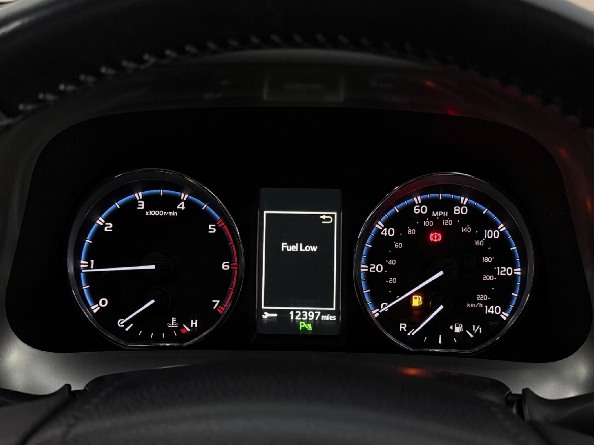 Toyota Rav4 view 14