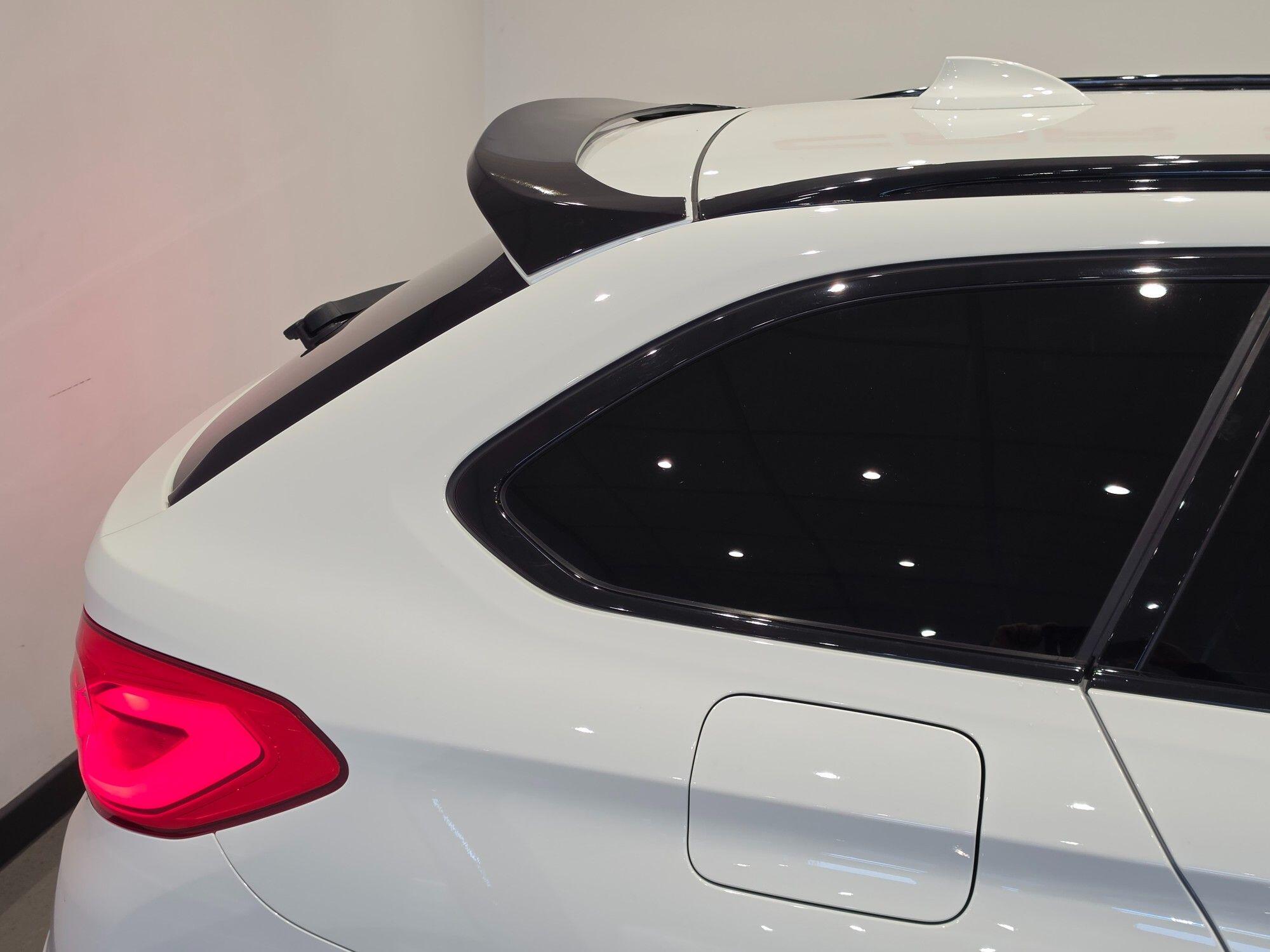 BMW 5 Series view 88