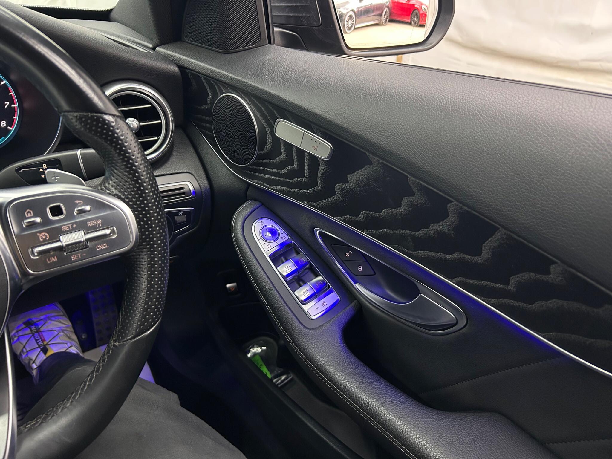 Mercedes-Benz C Class view 48
