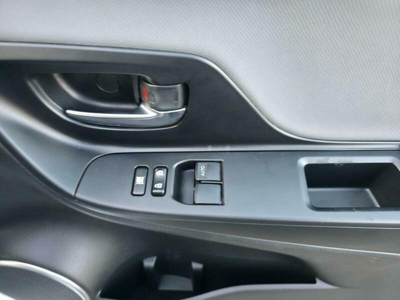 Toyota Yaris view 50