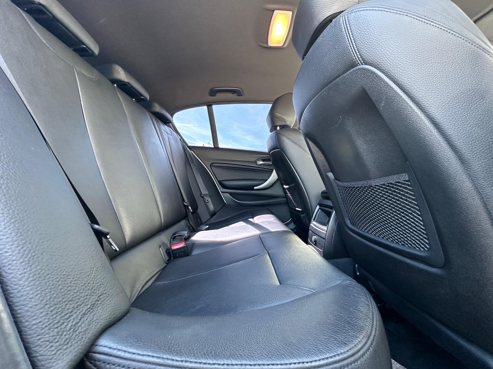 BMW 1 Series view 26