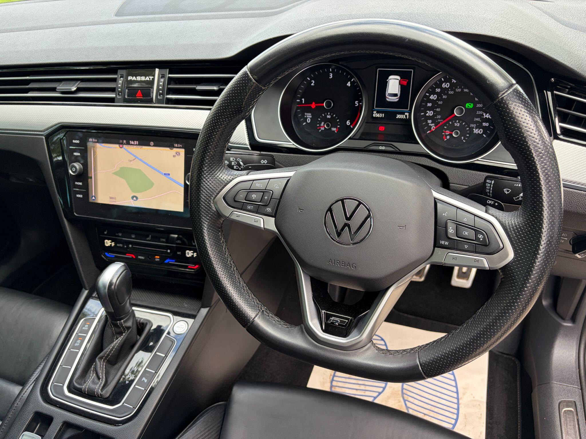 Volkswagen Passat view 15