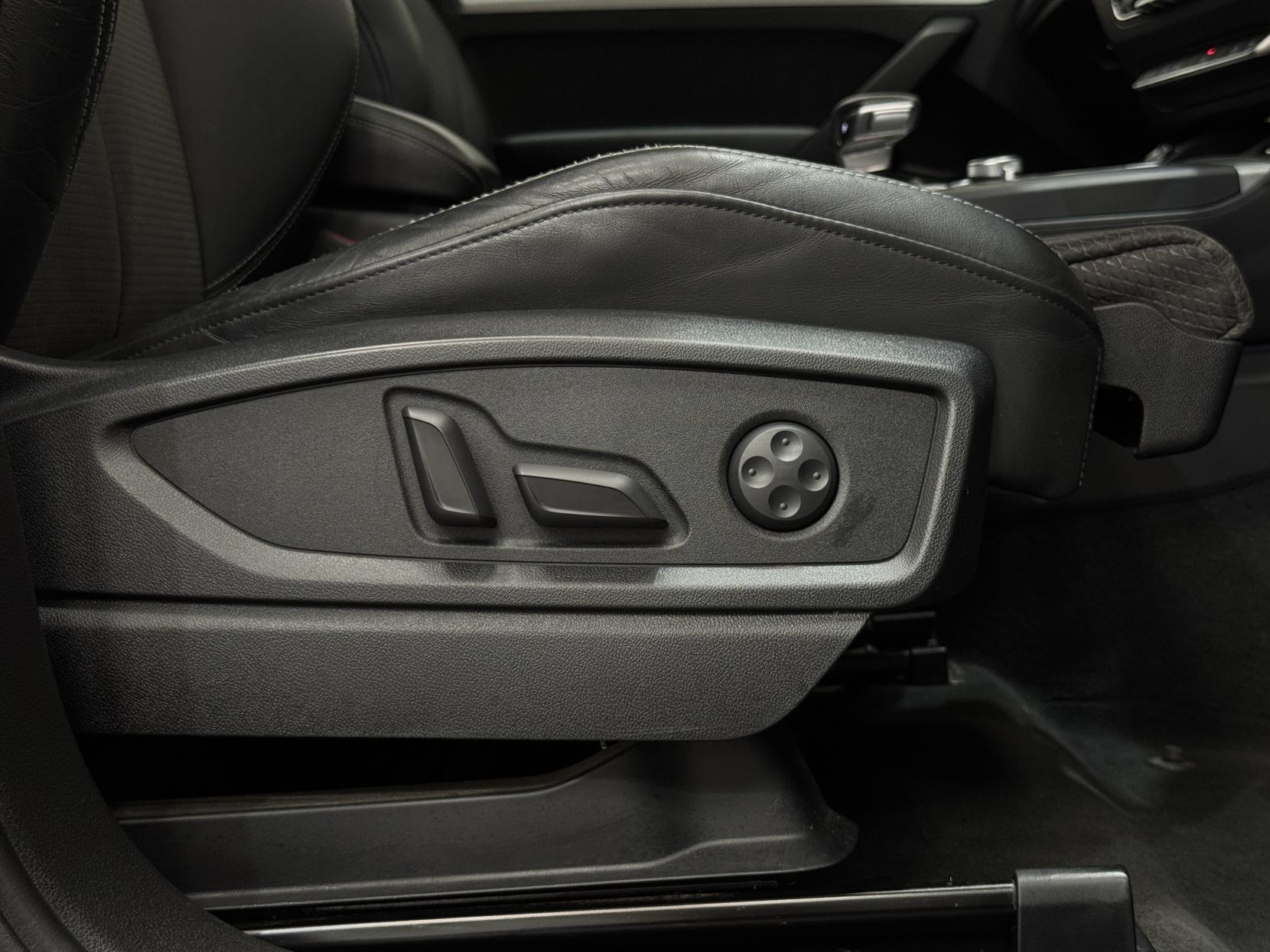 Audi Q5 view 24