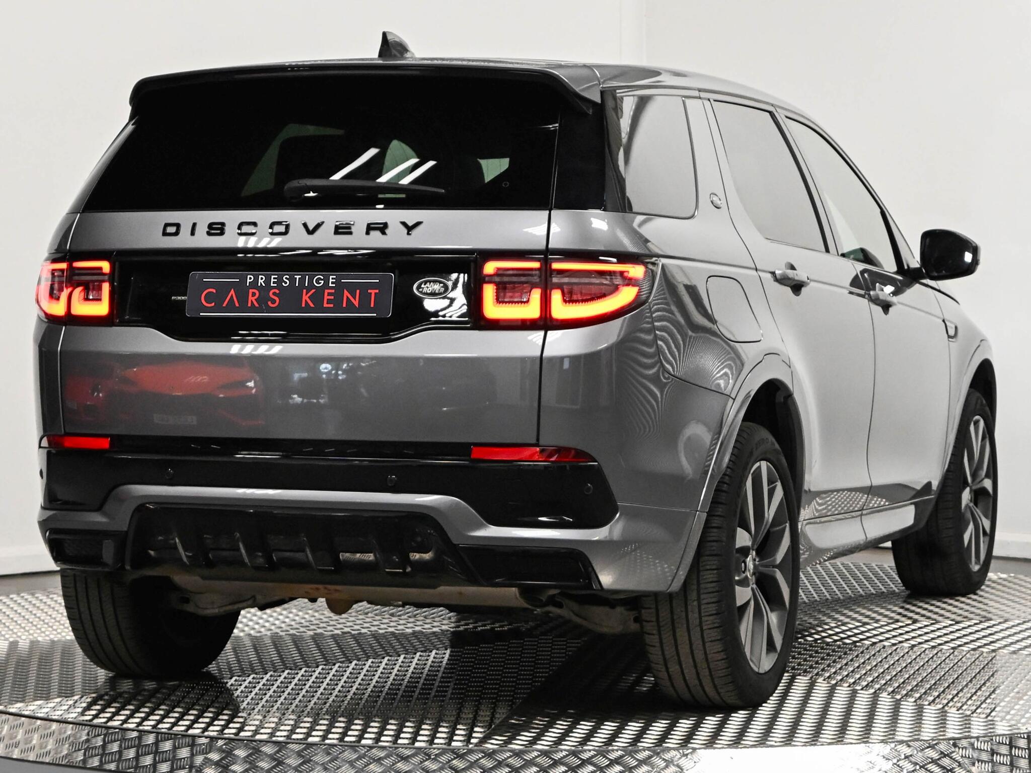 Land Rover Discovery Sport view 28