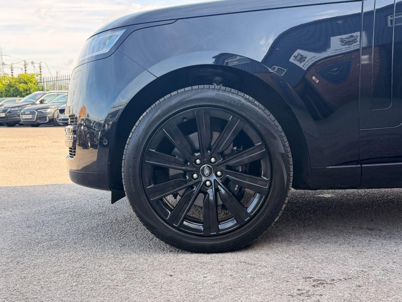 Land Rover Range Rover view 23