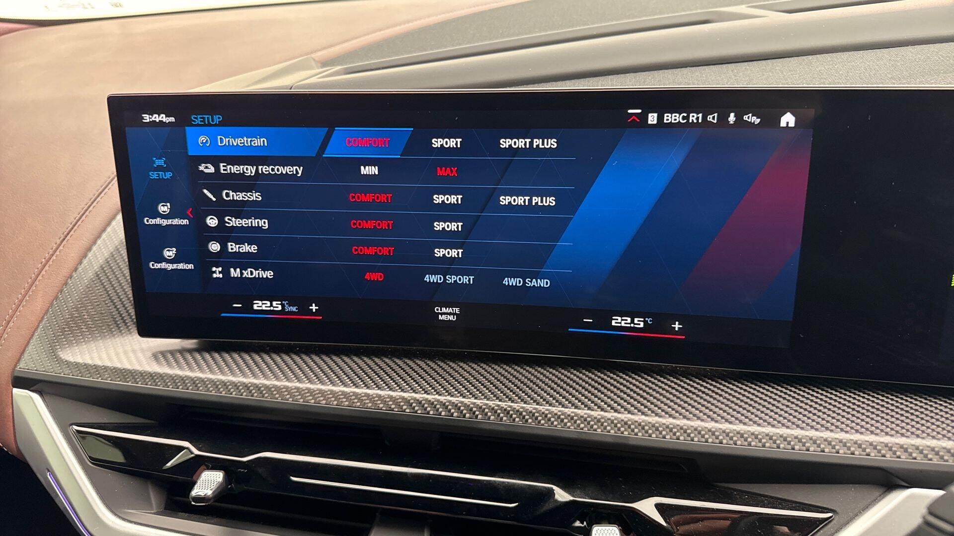 BMW XM view 30