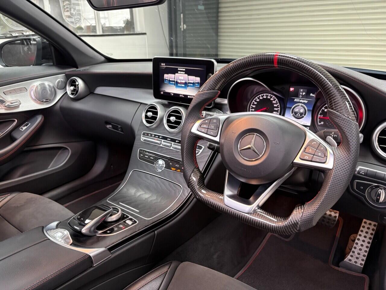 Mercedes-Benz C-Class view 22