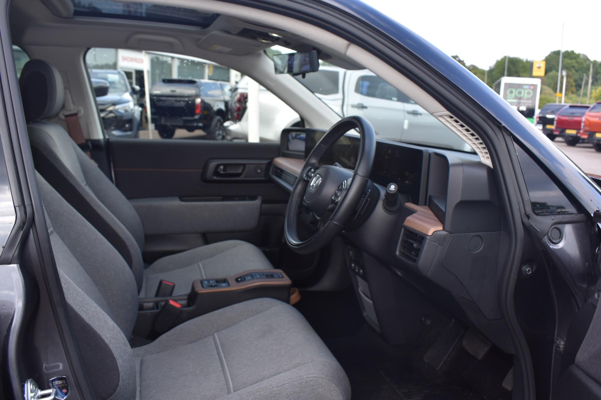 Honda E - 35.5kWh Advance Auto 5dr (17in Alloy) - Image 27