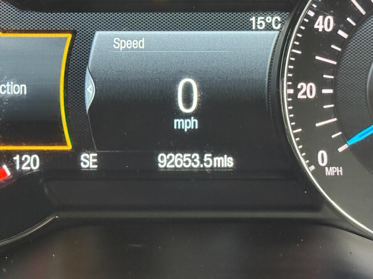 Ford S-Max view 13