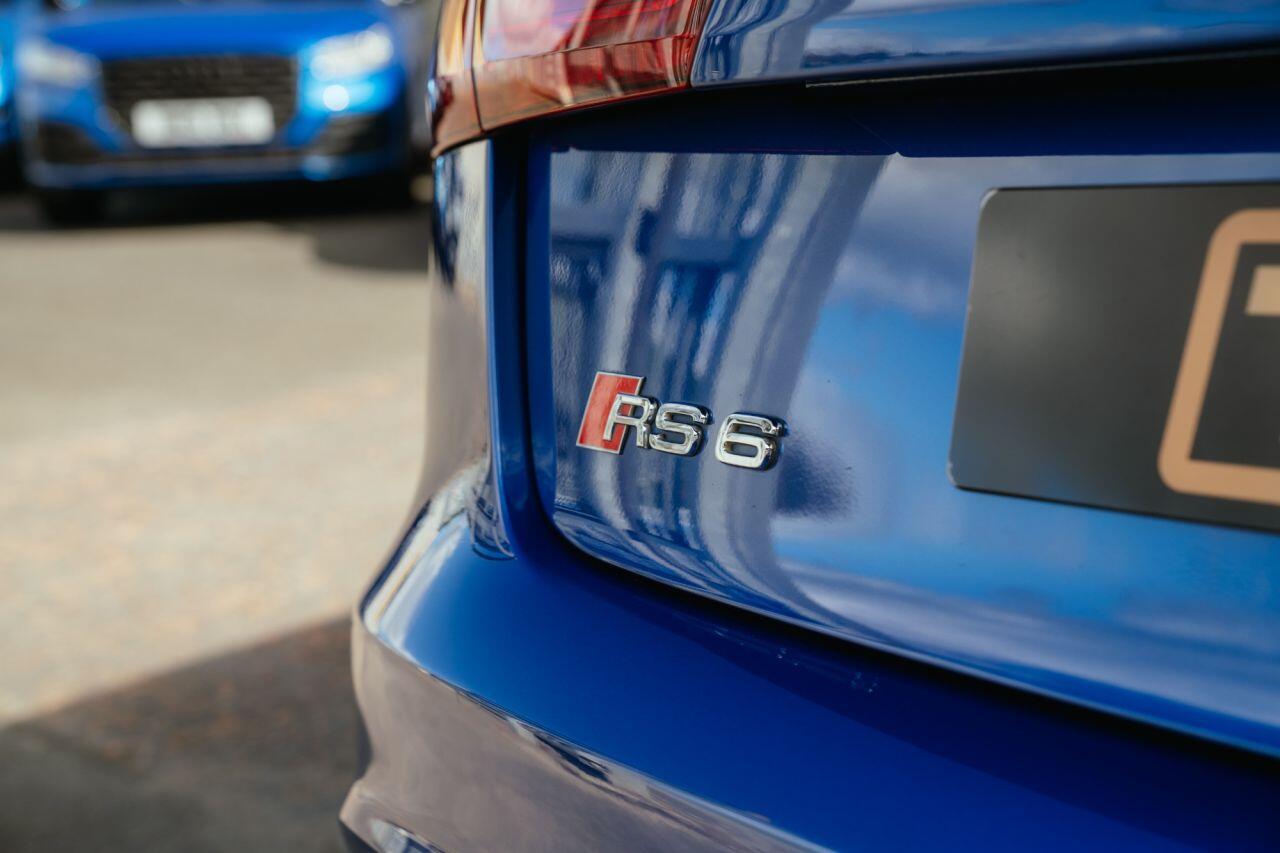 Audi RS6 view 97