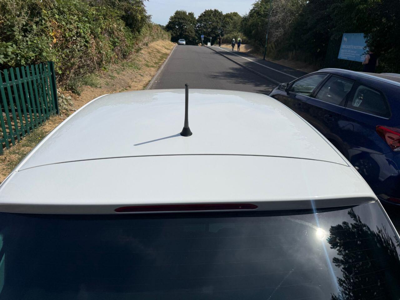 Volkswagen Polo view 11