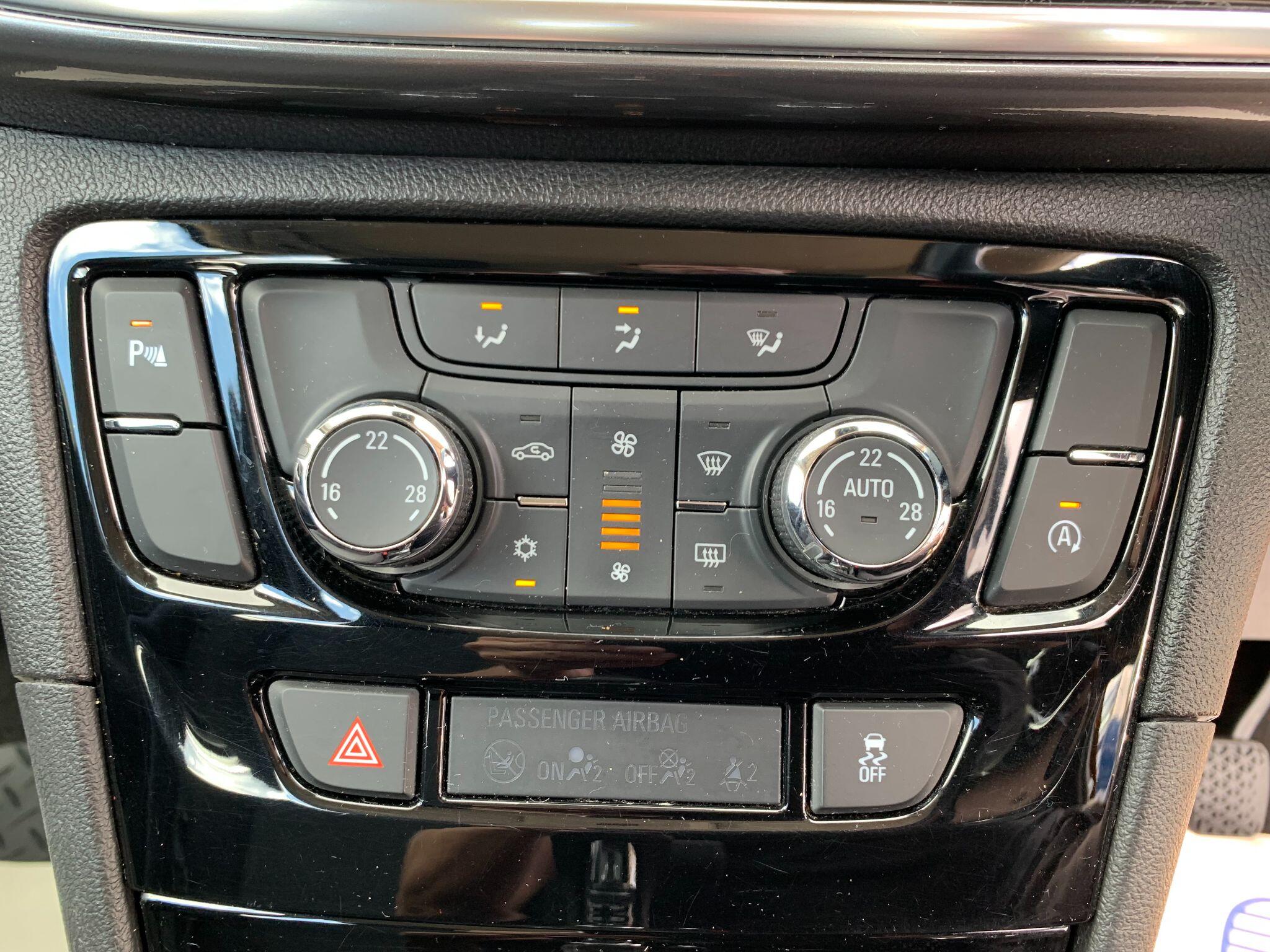 Vauxhall Mokka X view 36