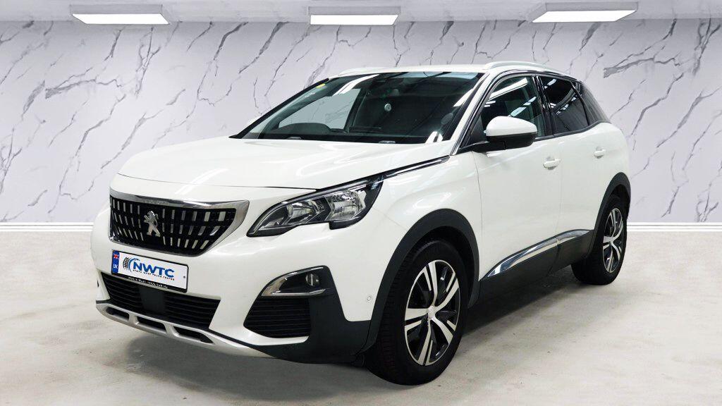 Peugeot 3008 view 5