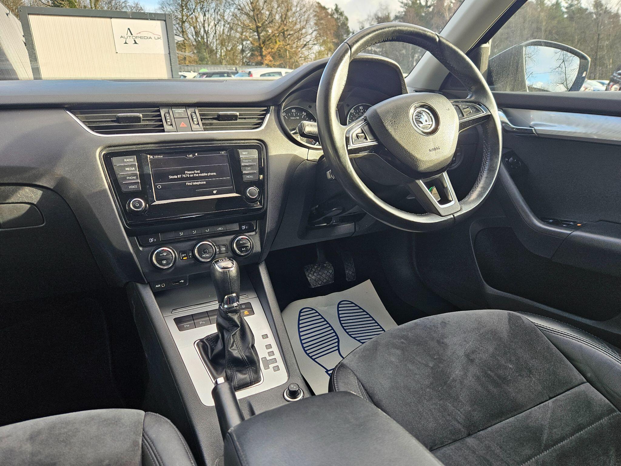 2015 Skoda Octavia image 22