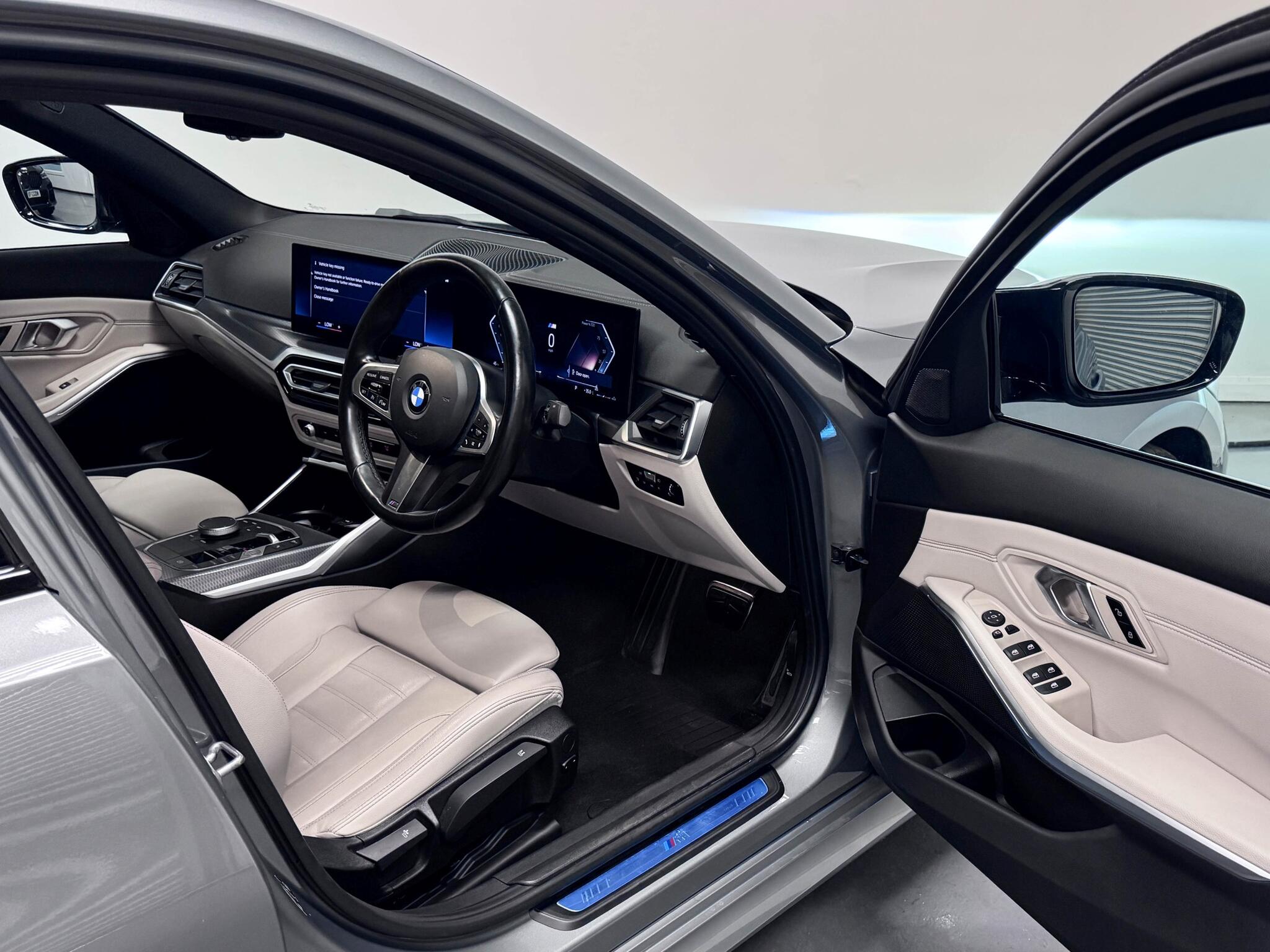 BMW 3 Series view 33