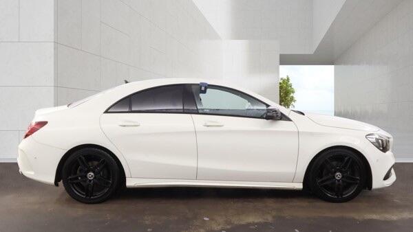 Mercedes-Benz Cla view 11