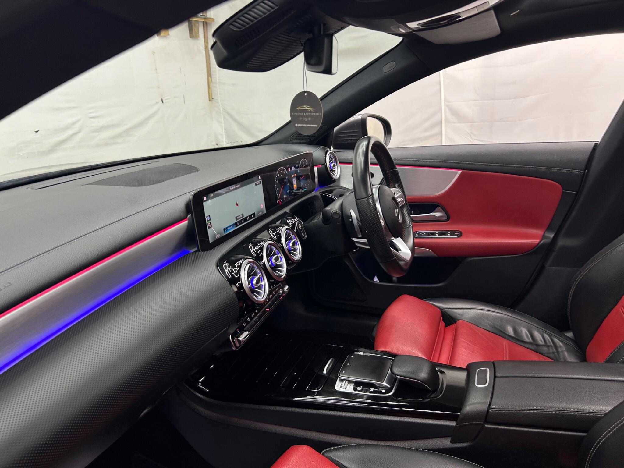 Mercedes-Benz Cla view 13