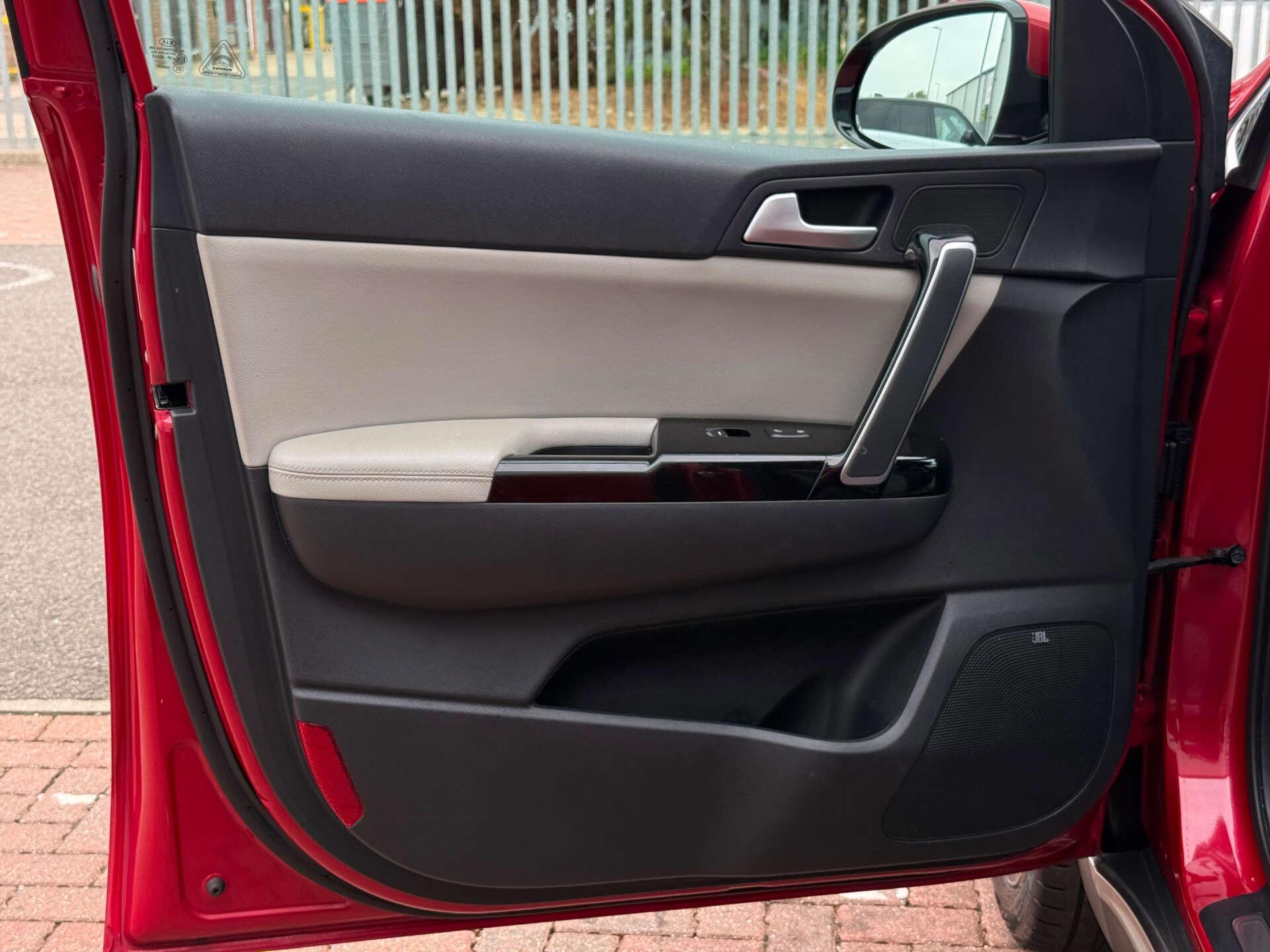 Kia Sportage view 43