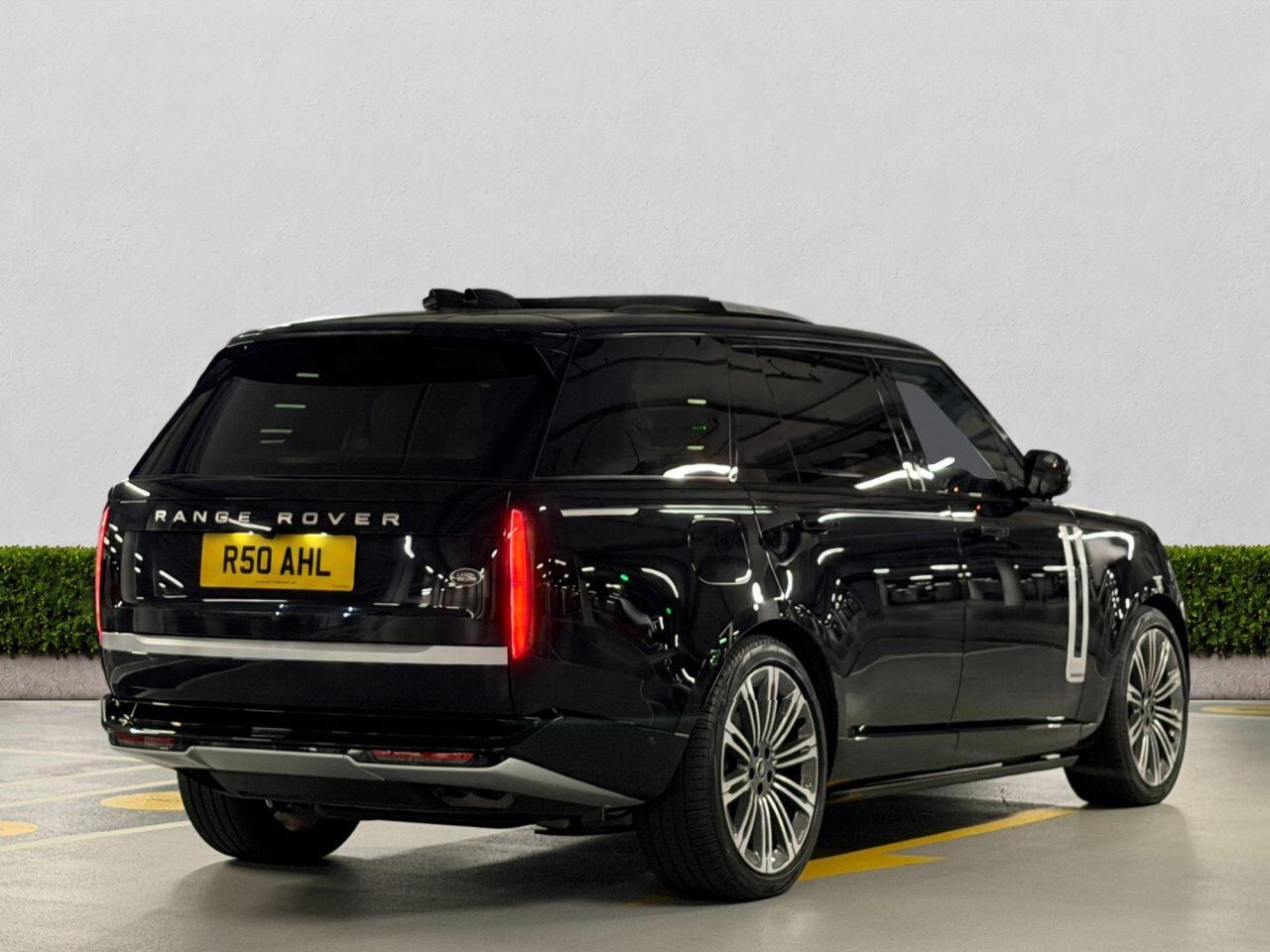 Land Rover Range Rover view 7