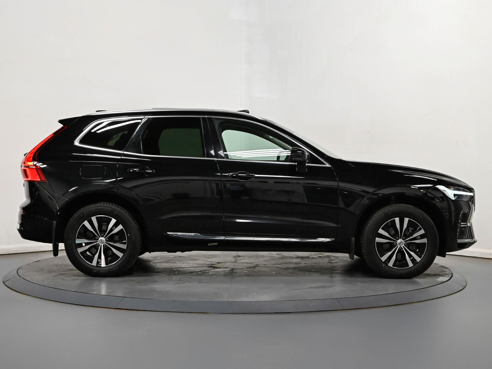 Volvo XC60 view 26
