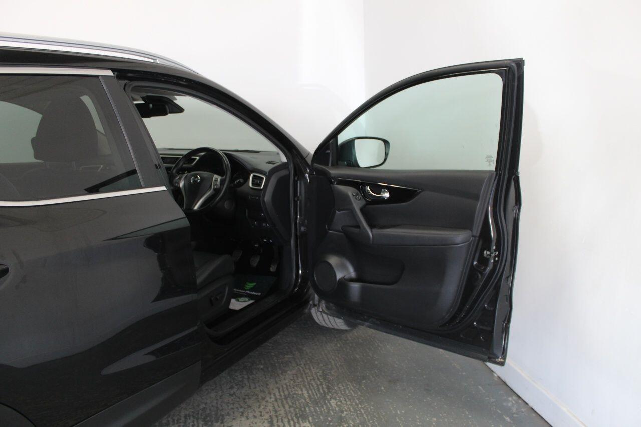 Nissan Qashqai view 25