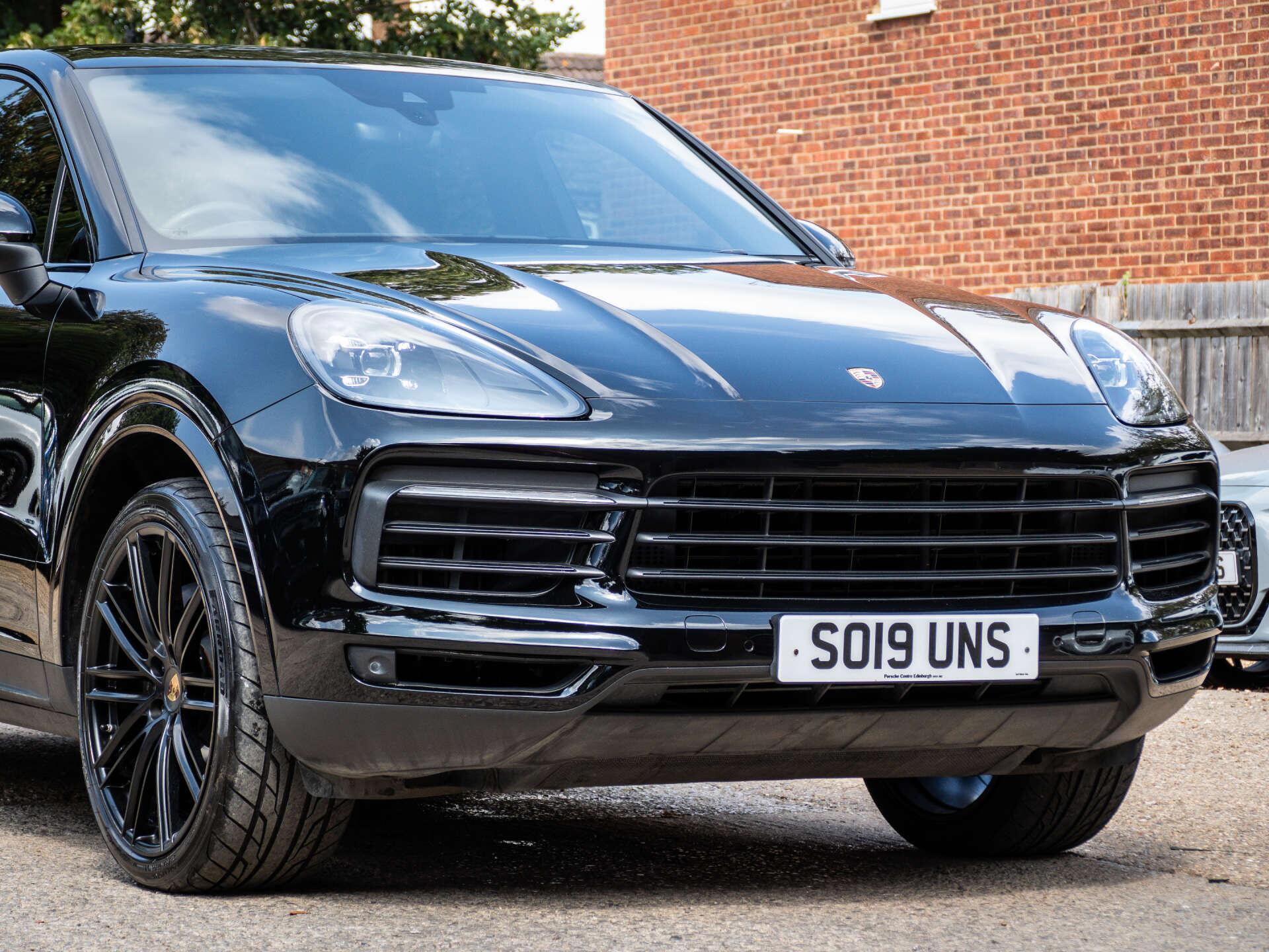 Porsche Cayenne view 7