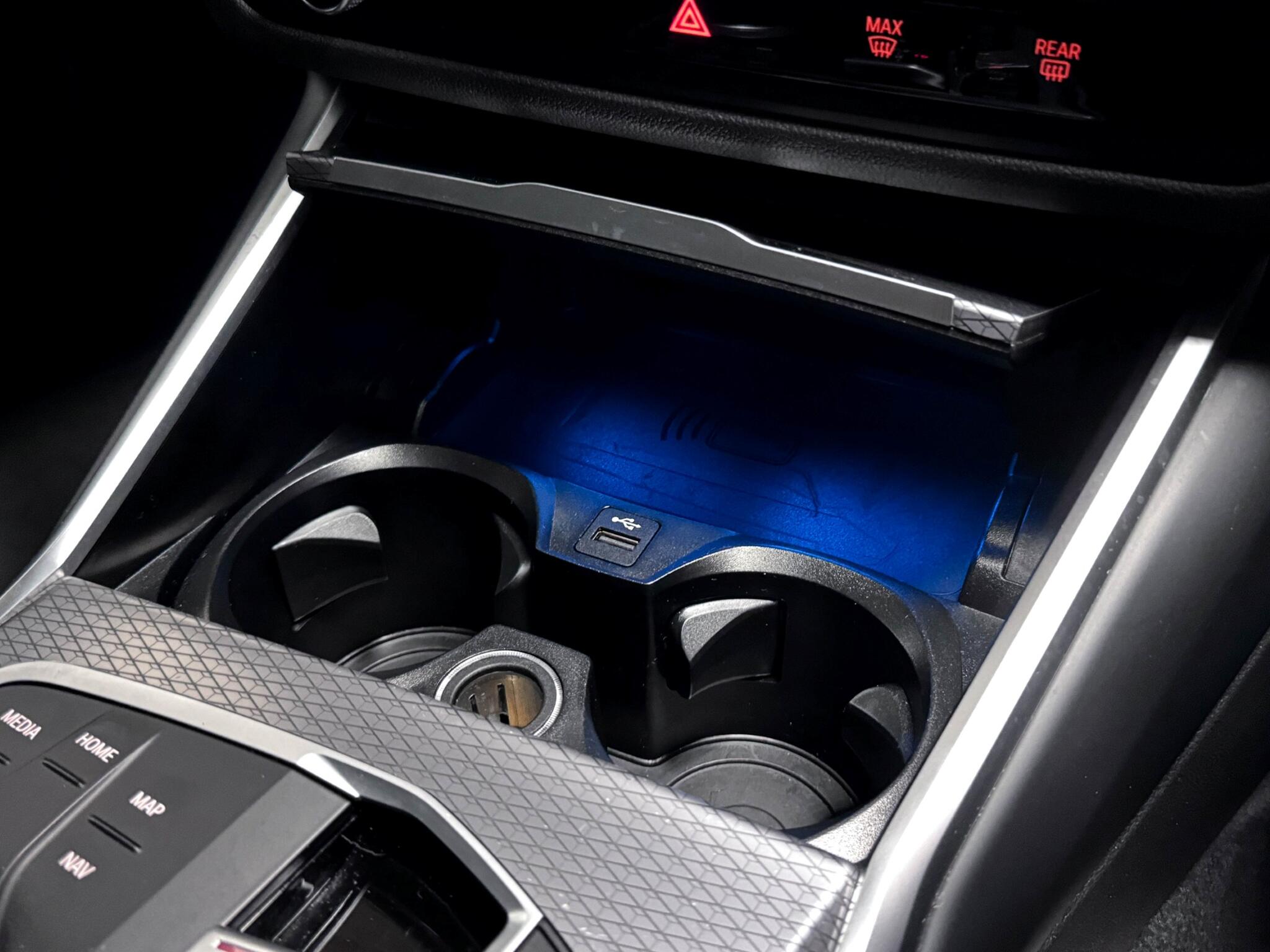 BMW 3 Series view 35