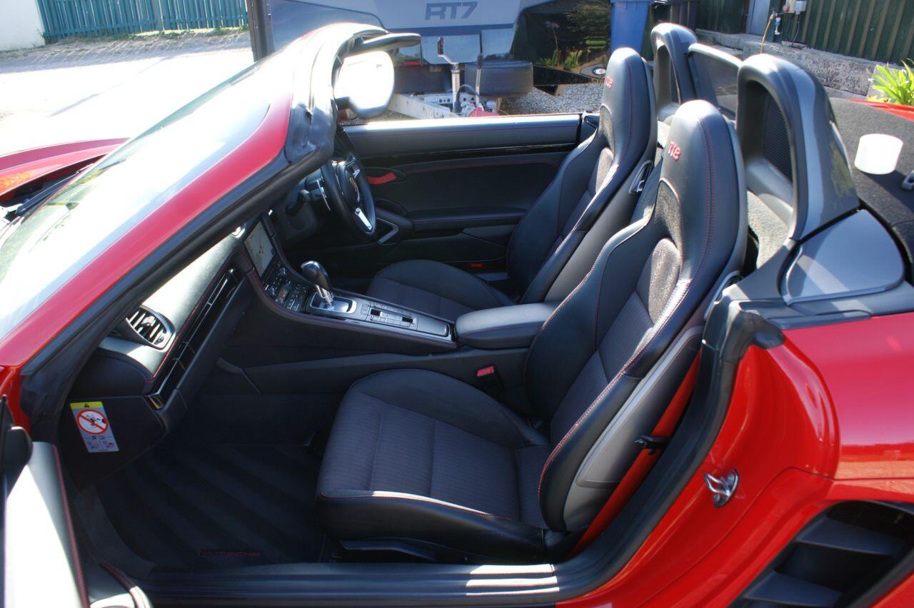 Porsche 718 Boxster view 37