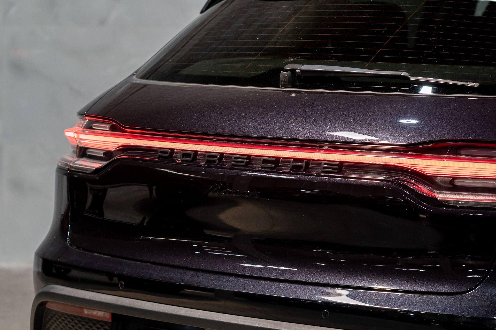 Porsche Macan view 39