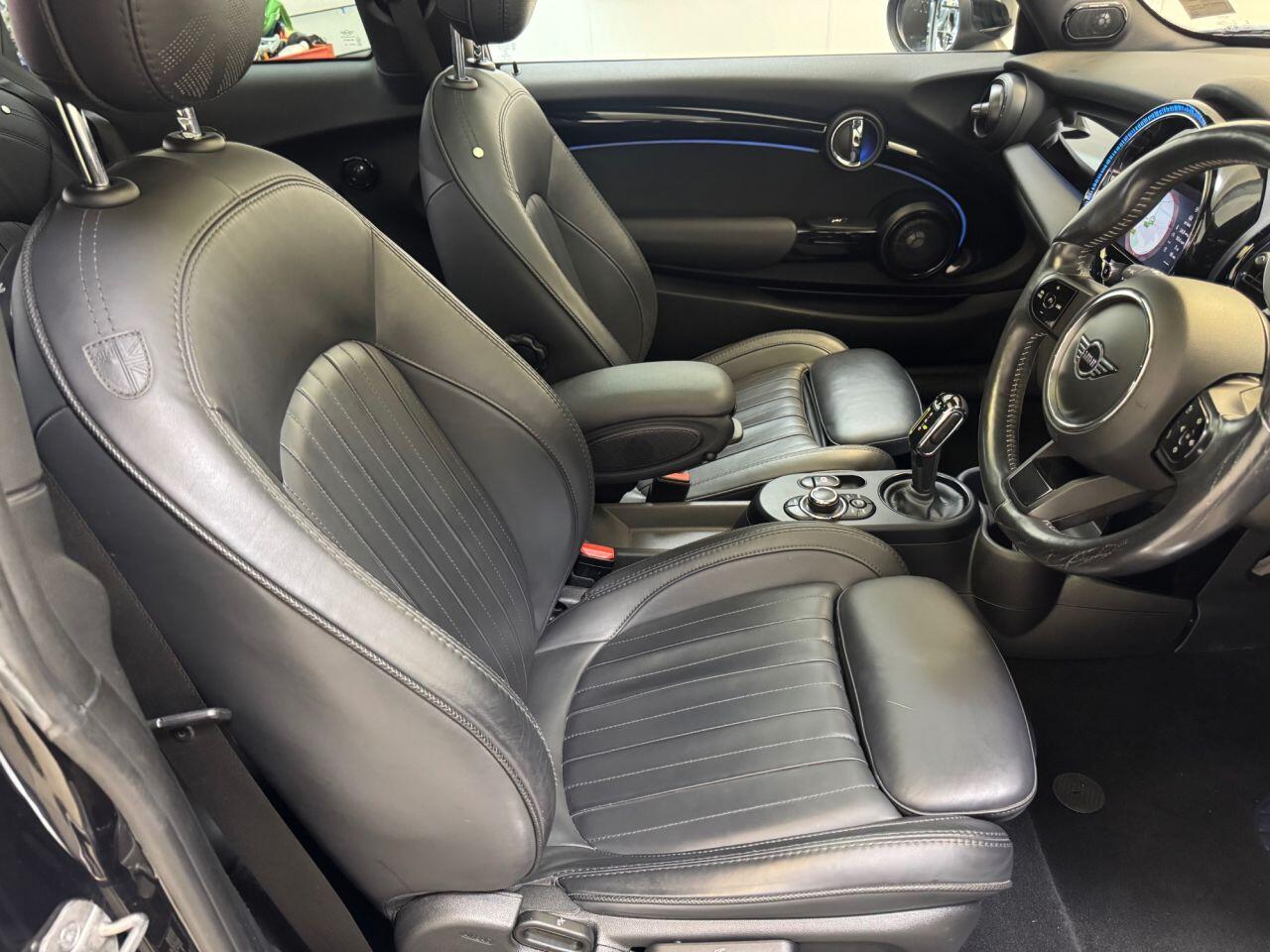 Mini Electric Hatch view 36